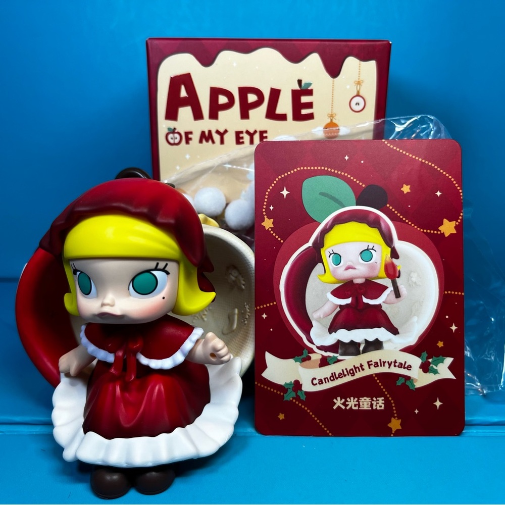 Pop Mart - Apple of My Eye Series - Molly - Candlelight Fairytale Figure